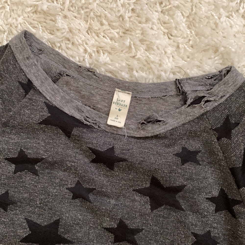 Distressed Top - Picture 2 of 5